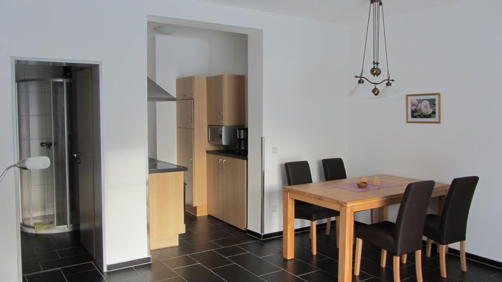 Ferienwohnung Am Alten Forsthaus Neuenbau ภายนอก รูปภาพ