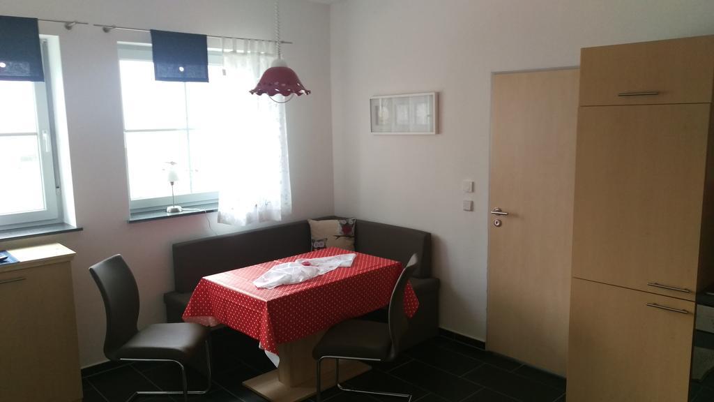 Ferienwohnung Am Alten Forsthaus Neuenbau ภายนอก รูปภาพ